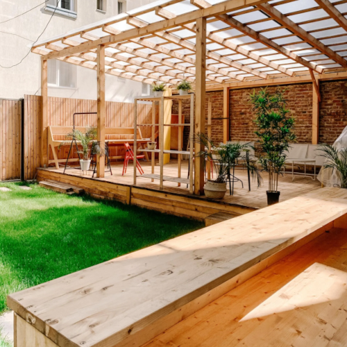 Picture of yard patio.